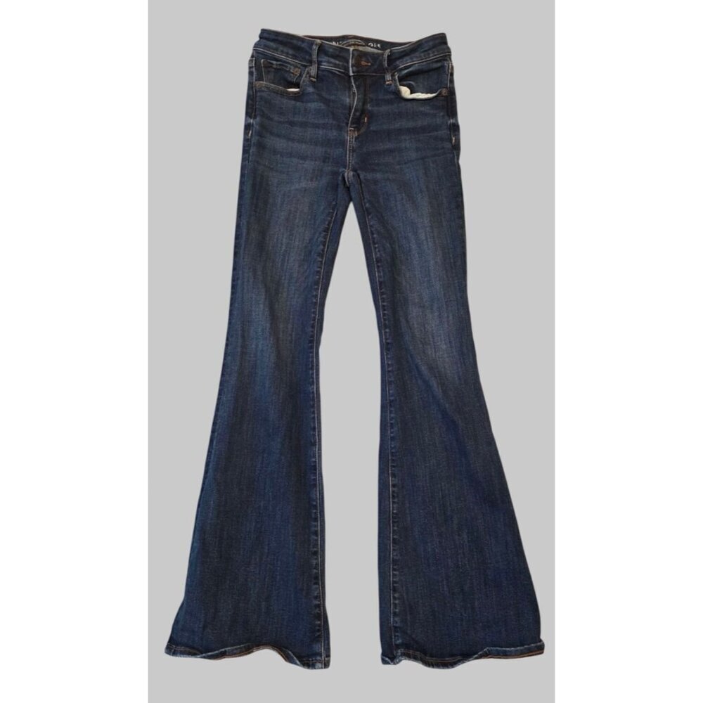 Women's American Eagle Blue-Wash Next Level Stretch Low-Rise Flare Jeans size: 0